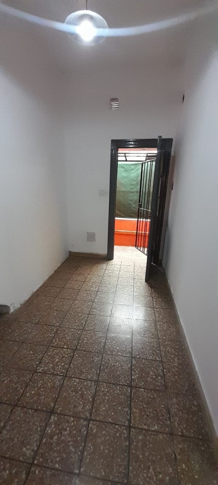 PH EN VENTA DE 3 AMBIENTES CON PATIO Y GARAGE