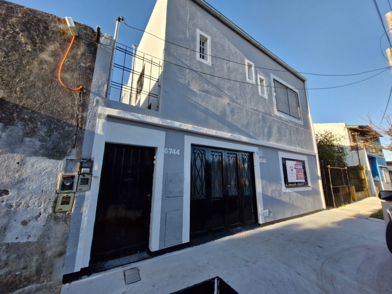 ALQUILER - WILDE. PH TIPO CASA DE 4 AMBIENTES CON PATIO  --- A ESTRENAR  ---