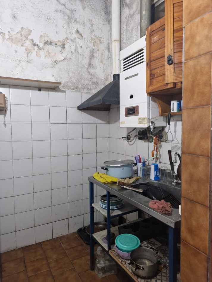 LOTE DE 360 M2 EN VENTA, CON DOS VIVIENDAS DE 3 AMBIENTES Y GALPON O DEPOSITO
