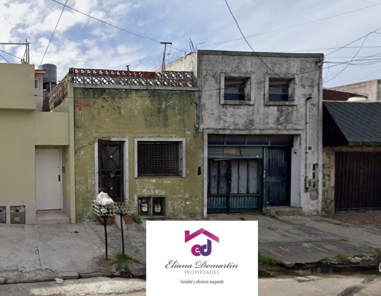 LOTE DE 360 M2 EN VENTA, CON DOS VIVIENDAS DE 3 AMBIENTES Y GALPON O DEPOSITO