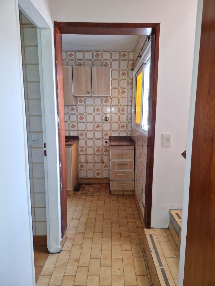 DUPLEX DE 3 AMBIENTES EN ALQUILER CON COCHERA Y TERRAZA 
