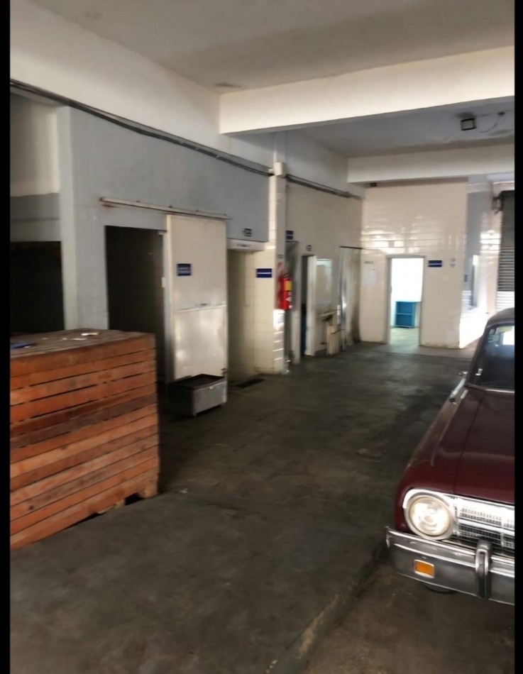DEPOSITO EN ALQUILER DE 354 M2, CON ENERGIA TRIFASICA Y CAMARA DE FRIO