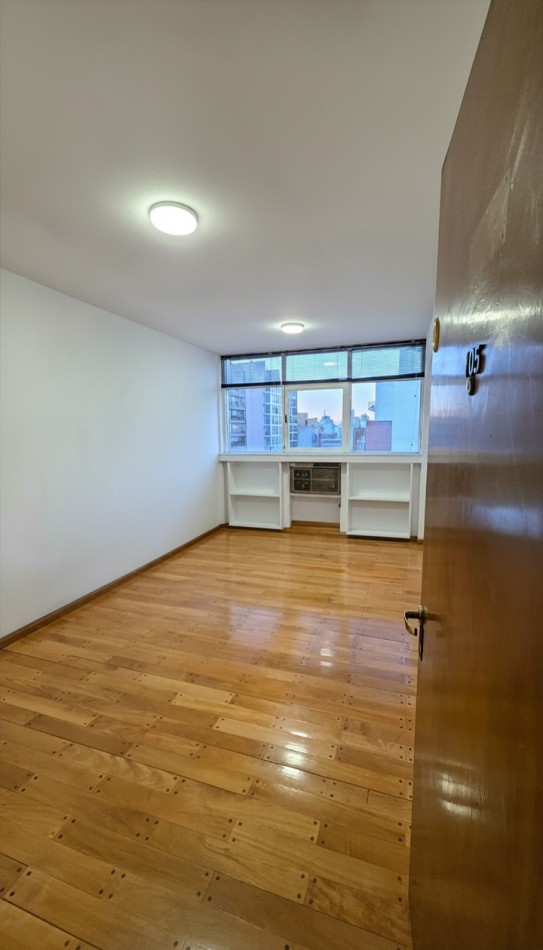 Espectacular Oficina en piso alto en el centro de La Plata