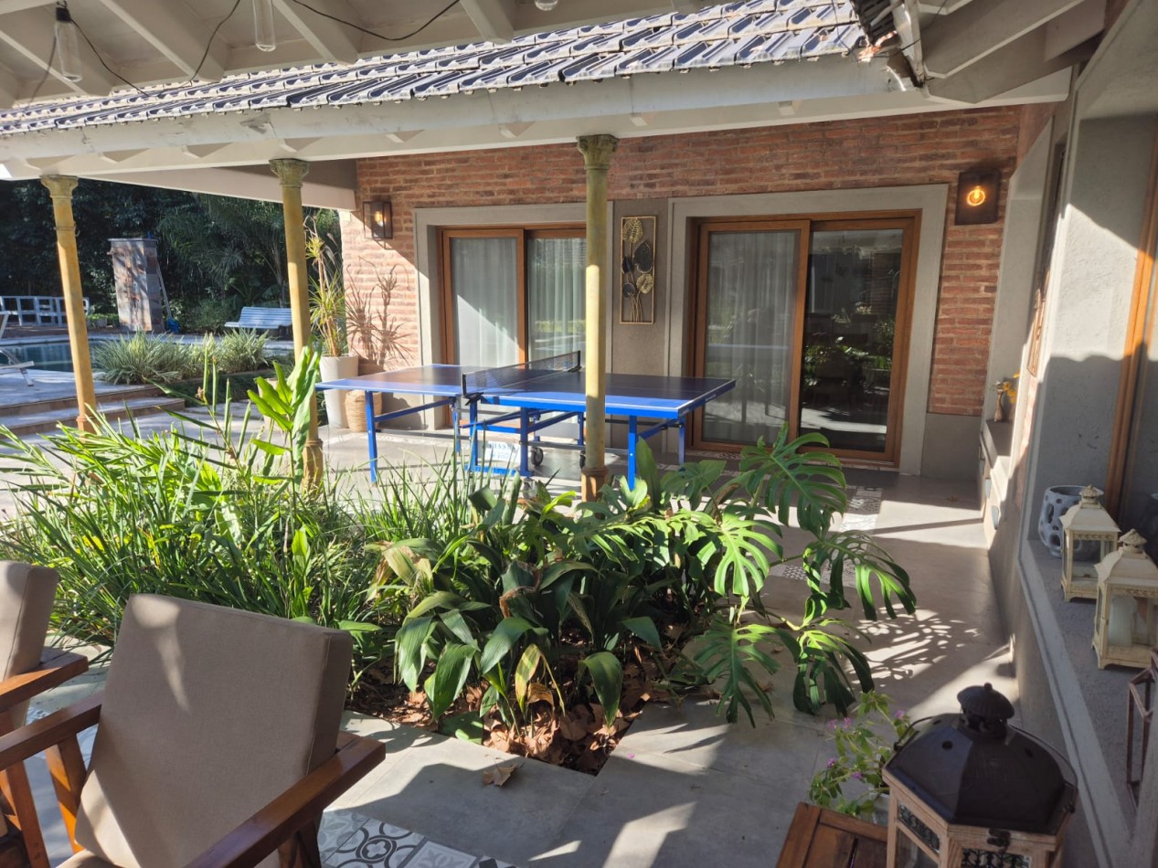 VENTA | Residencia de Categoria en Country Club El Carmel - Pilar