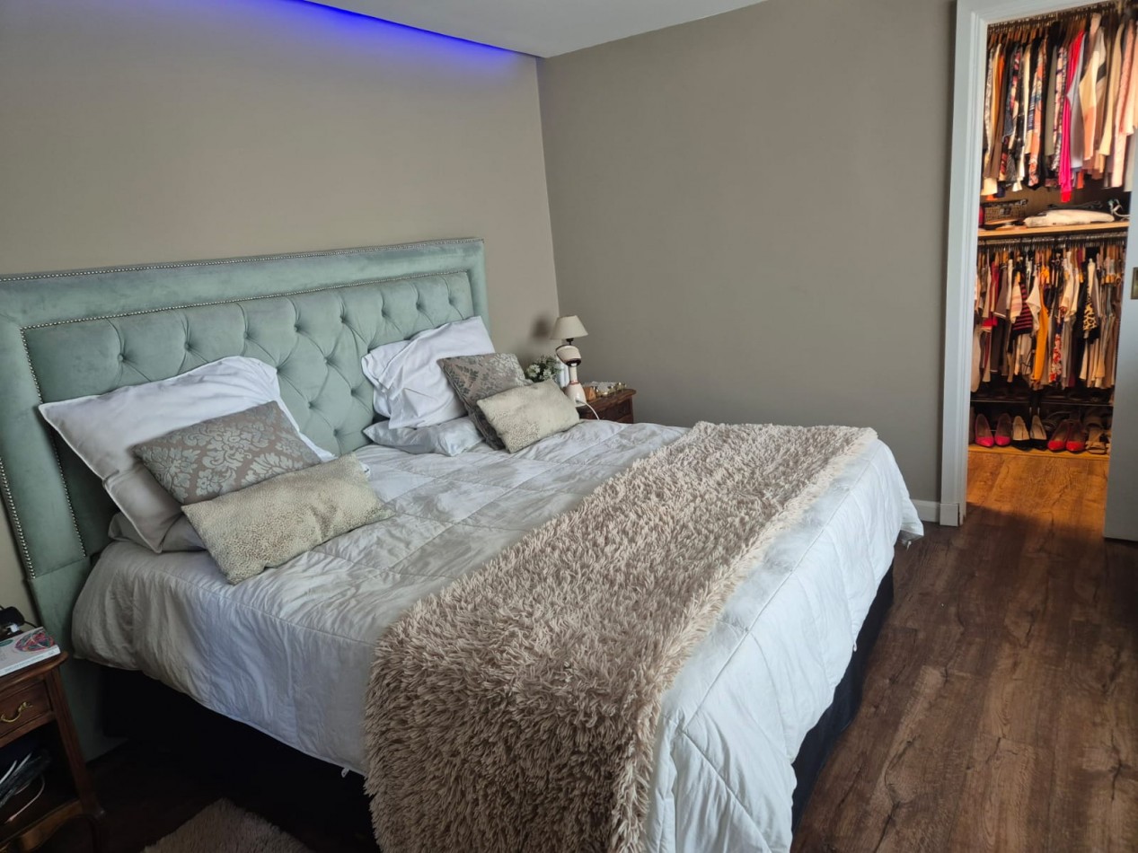 VENTA | Residencia de Categoria en Country Club El Carmel - Pilar
