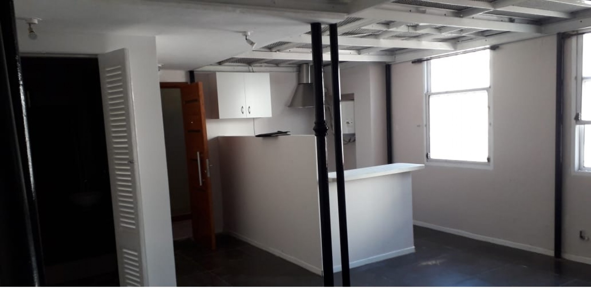 PH TIPO LOFT DE 2 AMBIENTES EN ALQUILER EN QUINTA GALLI, A UNA CUADRA DE AV. MITRE