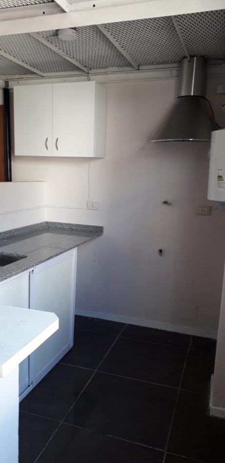 PH TIPO LOFT DE 2 AMBIENTES EN ALQUILER EN QUINTA GALLI, A UNA CUADRA DE AV. MITRE