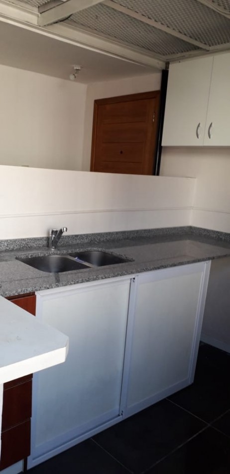 PH TIPO LOFT DE 2 AMBIENTES EN ALQUILER EN QUINTA GALLI, A UNA CUADRA DE AV. MITRE