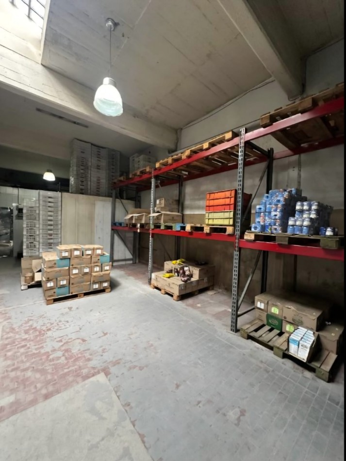 DEPOSITO EN ALQUILER DE 500 M2 CON FUERZA MOTRIZ