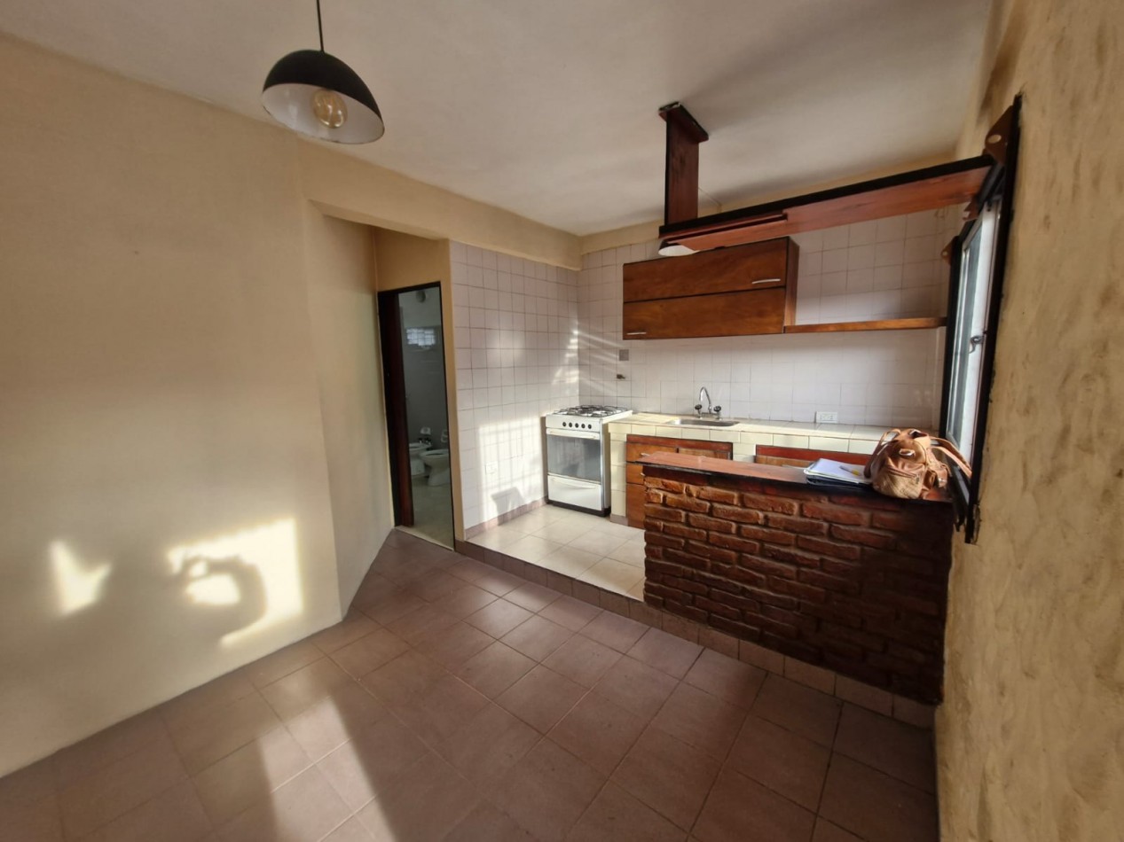 OPORTUNIDAD. PH EN VENTA DE 2 AMBIENTES CON PATIO Y TERRAZA