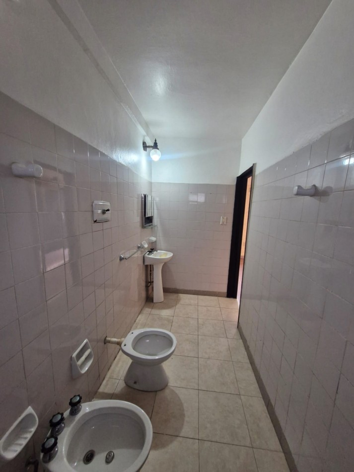 OPORTUNIDAD. PH EN VENTA DE 2 AMBIENTES CON PATIO Y TERRAZA
