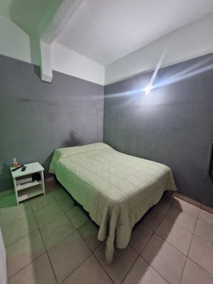 OPORTUNIDAD. PH EN VENTA DE 2 AMBIENTES EN PLANTA BAJA SOBRE AVENIDA