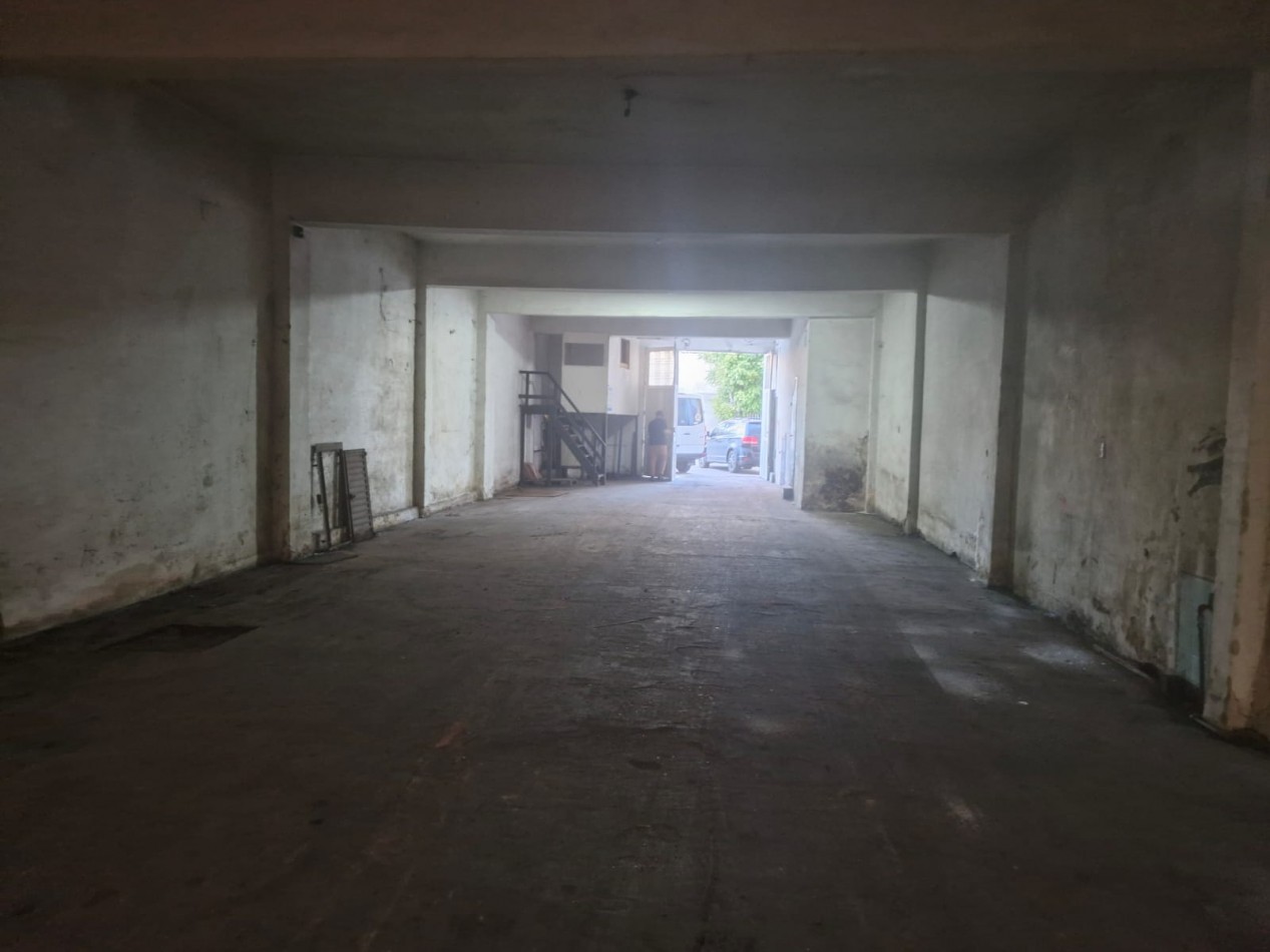 ALQUILER DE GALPON/DEPOSITO DE 412 M2 EN UNA SOLA PLANTA, SIN COLUMNAS, ENERGIA TRIFASICA