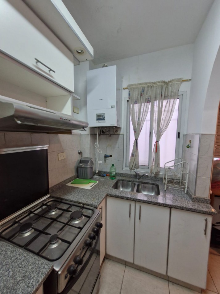 DEPARTAMENTO EN VENTA DE 3 AMBIENTES CON PATIO, EN EL CENTRO DE VALENTIN ALSINA