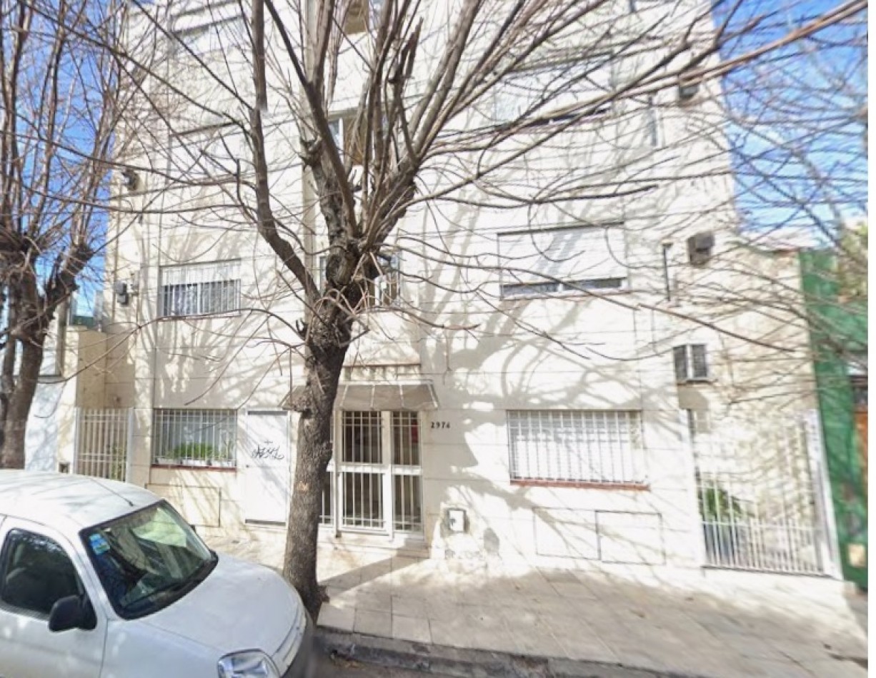 DEPARTAMENTO EN VENTA DE 3 AMBIENTES CON PATIO, EN EL CENTRO DE VALENTIN ALSINA