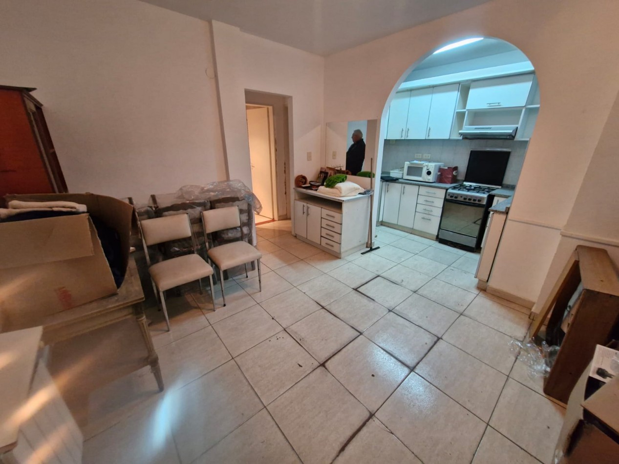 DEPARTAMENTO EN VENTA DE 3 AMBIENTES CON PATIO, EN EL CENTRO DE VALENTIN ALSINA