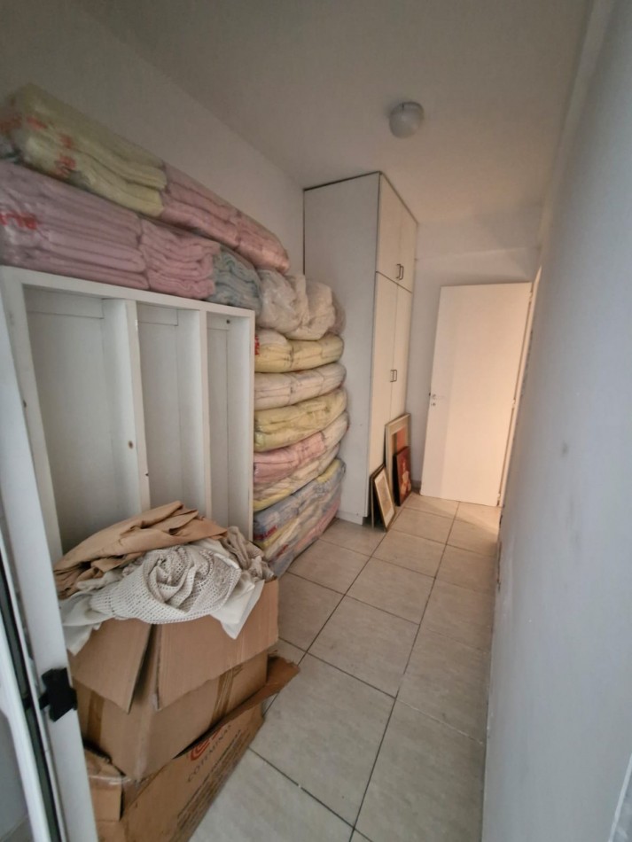 DEPARTAMENTO EN VENTA DE 3 AMBIENTES CON PATIO, EN EL CENTRO DE VALENTIN ALSINA