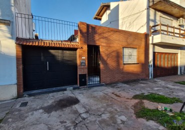ALQUILER DE PH AL FRENTE DE 2 AMBIENTES CON GARAGE DESCUBIERTO